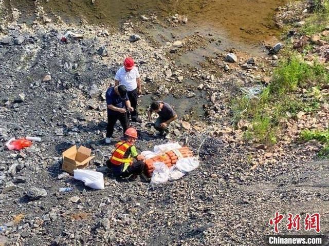 采石场|埋地多年仍可爆炸,湖北一施工现场挖出航空子母弹