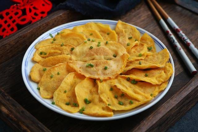 蛋饺|蛋饺这样做太美味,鲜嫩多汁,新手也能学会,过年做给家人超解馋
