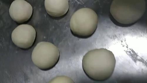 担保|面点师傅教你做传统烧饼,把握好3个环节,担保焦香酥脆咸香诱人