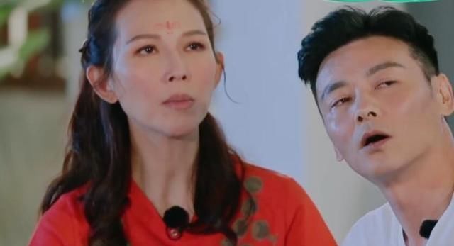  特别|谢娜表演武术，无意间暴露功底，看到其他明星的反应，她开心了