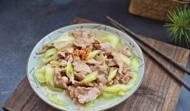  鲜甜|这瓜和它一起炒，鲜甜可口，入嘴绵滑，每次做好端上桌，女儿最爱