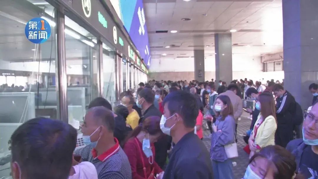 小寨|此刻，西安小寨“空了”，人都在这里！超长假期，真！的！来！了