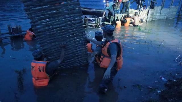  合成|他们在水里泡了5小时！驻浙某合成旅官兵安徽宣城堵管涌