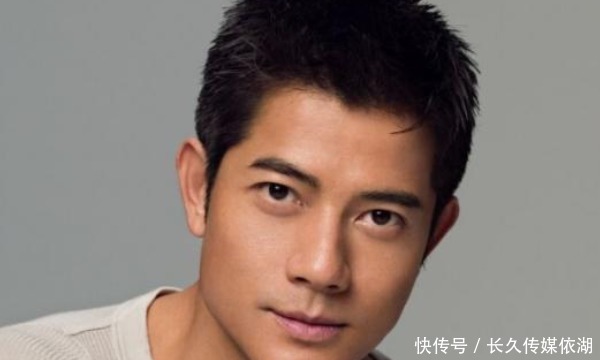 王刚|娱乐圈“老来得子”的明星,王刚上榜,最后一位和女儿相差78岁