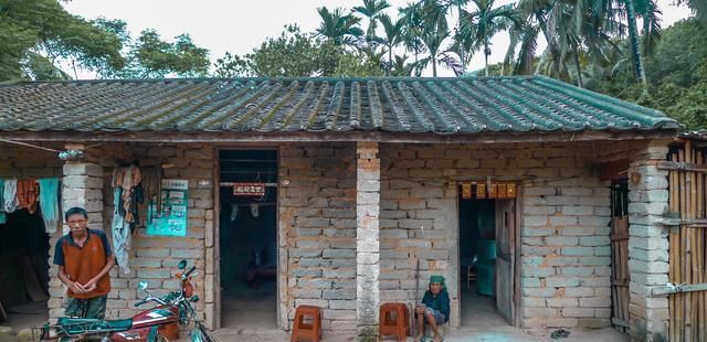 动接受|女子失踪事件加剧男性“光棍危机”,适婚女性被迫接受单身压力