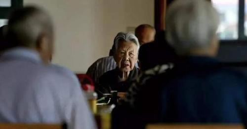 答案|丁克族活着更潇洒？首批丁克族的30年经历，告诉你真正的答案