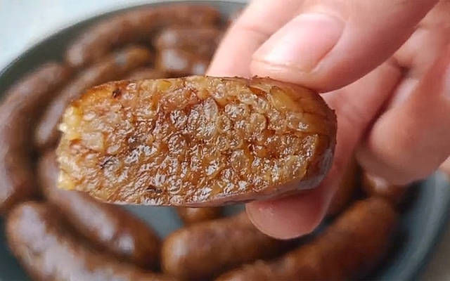  糯米|软软糯糯的糯米肠，开锅那一刻馋了，吃了一口就忘不了