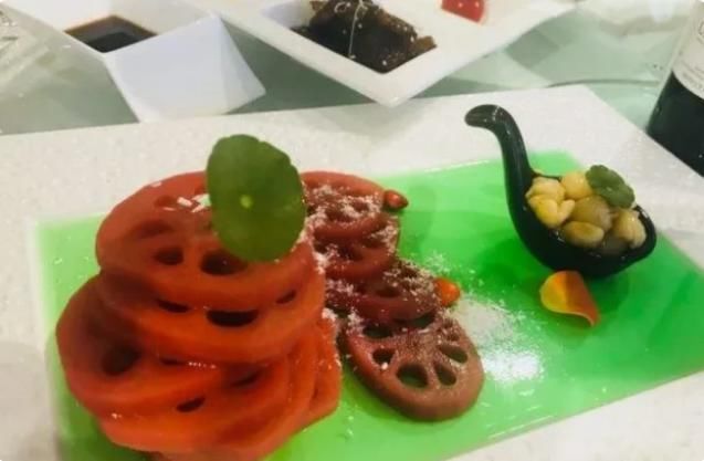 打卡|观众打卡《中餐厅》,花60元点了“荷塘月色”,看到食物后不想吃了