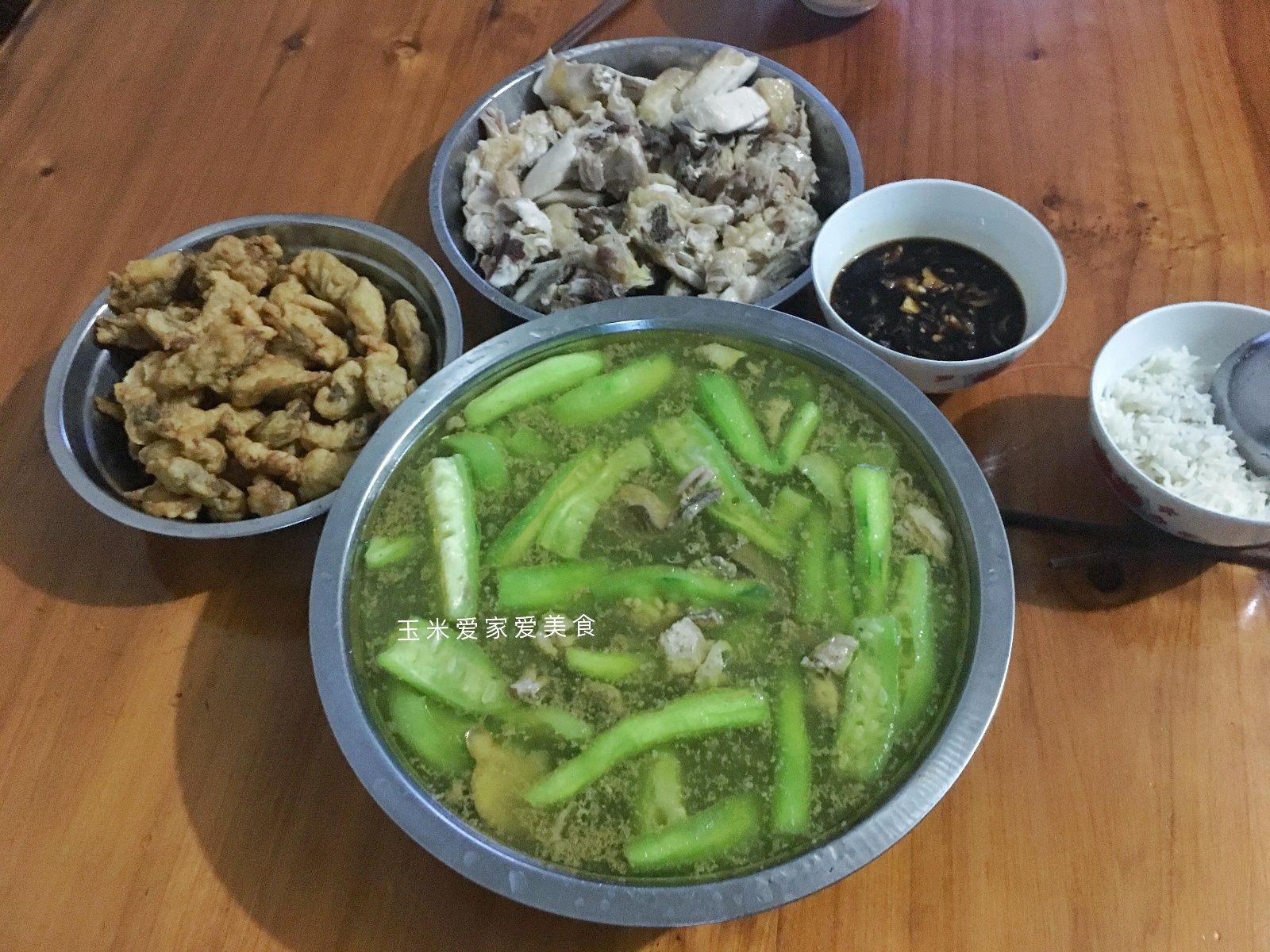 奢侈|晒晒农村父母的一日三餐，节俭不奢侈，网友：像极了我父母吃的