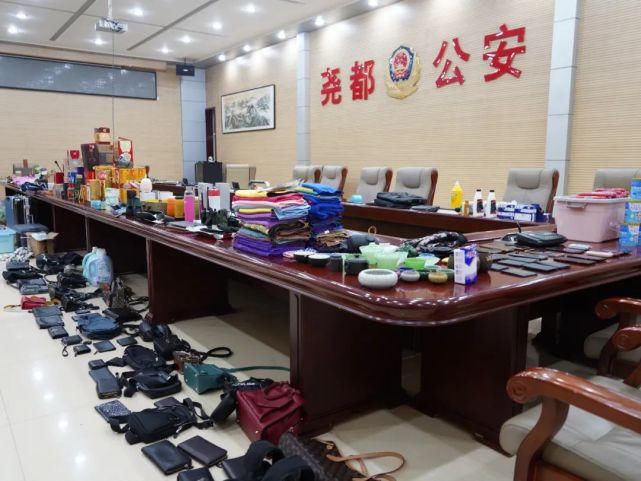 团伙|曝光:这四人曾在洪洞砸车、偷狗的盗窃团伙被抓!