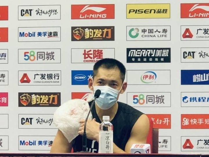  张庆鹏|齐鲁晚报·齐鲁壹点记者专访张庆鹏 19赛季，39而已