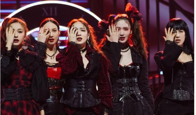  浪姐|《浪姐》三公演：金莎连续两次失误，万茜组却用实力登顶第一