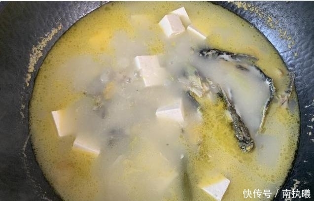 调味料|无论煮什么鱼,都不要放这两种调味料,做错了鱼又腥又难吃