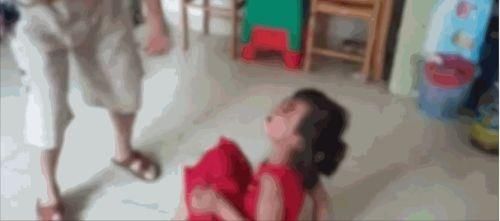 西安商报|网曝：男子把3名女孩打到跪地求饶 哭声撕心裂肺