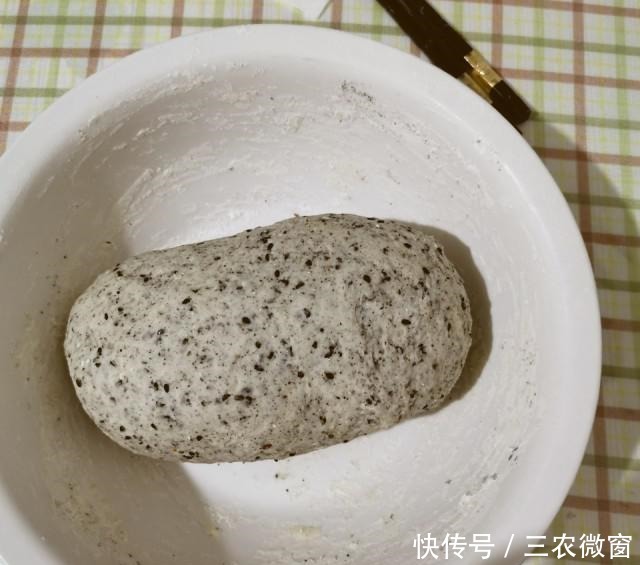 馒头|黑芝麻馒头,营养丰富,暄软可口