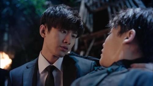 走红|凭借《琉璃》走红的成毅,这个“八月男友”和想象中的不太一样