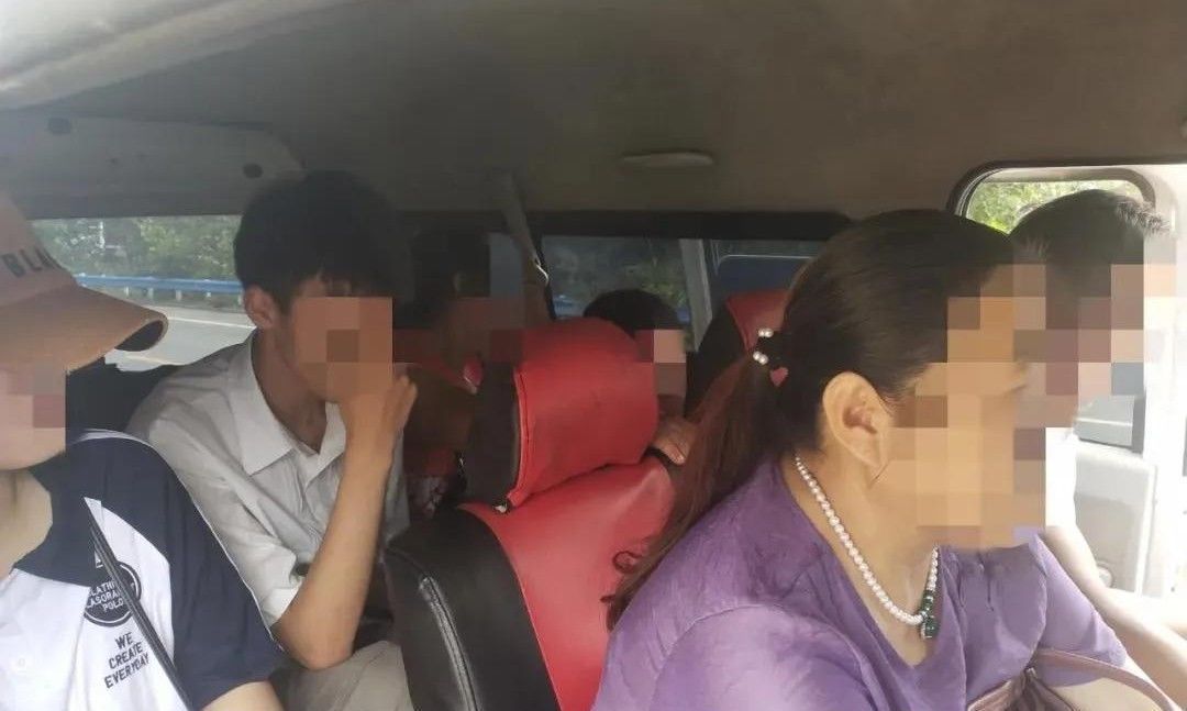 曝光|商城县公安局交警大队曝光2起农村面包车超员典型案例