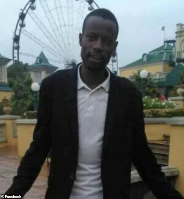  恩德洛夫|49岁大妈装空姐，网络＂诱捕＂6000英里外凶手，凶手被抓方式让人意外