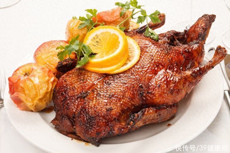 鹅肉是发物，会导致癌症复发和转移？加速癌细胞生长或是5种食物2023