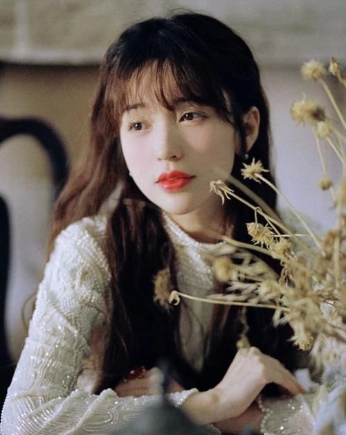 变得|像唐嫣像鞠婧祎就是不像自己，她的脸变得是连林俊杰都认不出