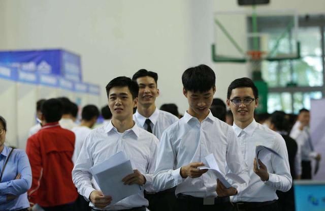 真的|学历VS能力，哪个更重要？两者真的没有关系吗？