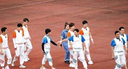 哥队|《元气哥哥》第7期经典画面,杨洋成傻气担当,黄明昊化身乞丐?