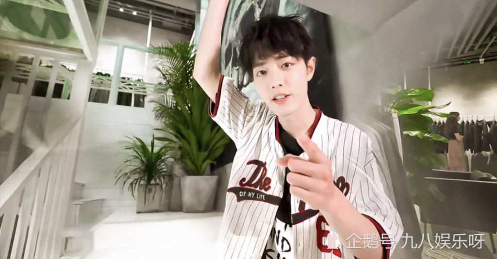  直言|“职黑”内部翻车，直言：饭来张口还要抱怨，和肖战有什么区别吗？