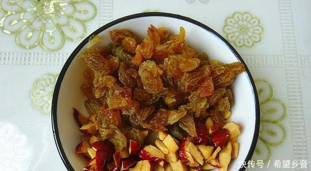 主食|天热,主食就做它,手不沾面搅一搅就妥,柔软香甜,比蛋糕都好吃