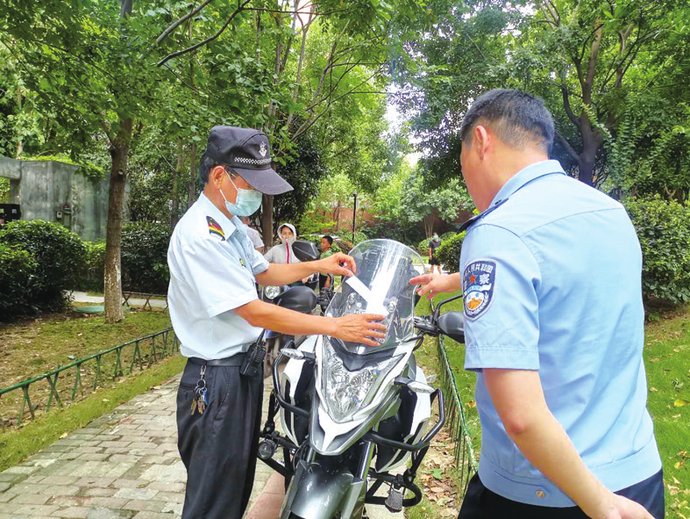车辆|为防车辆被盗，这个小区的操作亮了~
