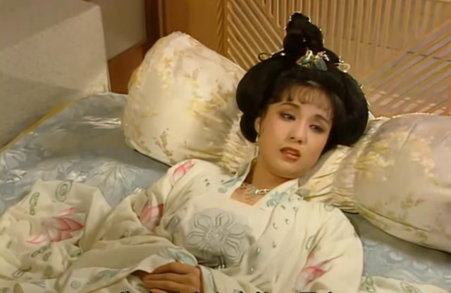 武则天|《武则天》《康熙王朝》中一代美人逝世，带走了国产古装剧的审美