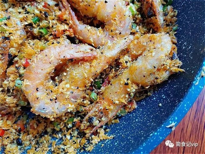 天天|大虾别再水煮，这样做贼解馋！肉质更嫩，滋味更浓，天天吃不会腻