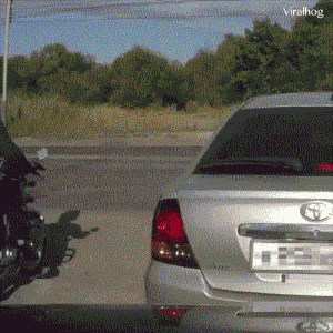  当场|生活中38个最危险的瞬间，离当场去世就差那么0.01秒