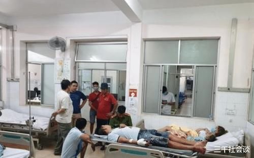 女子|女子去彩票站兑奖被告知是假的，随后叫来朋友将店主的右手砍断