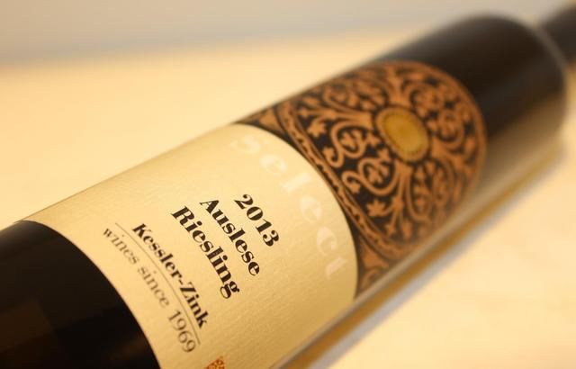 大闸蟹|吃大闸蟹的季节,还在用黄酒配吗?试试这些酒,吃出不一样的味道