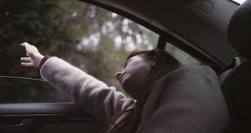 报复|“我曾经深爱他，现在最恨的也是他”：恋人到仇人，报复是必经之路吗？