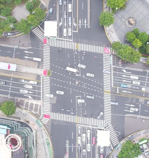 创新|再创新！市区路口全新升级，精细化管理缓拥堵升品质