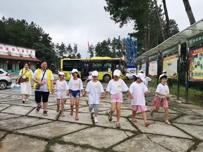  暑期|嘉陵30名留守儿童参加暑期夏令营
