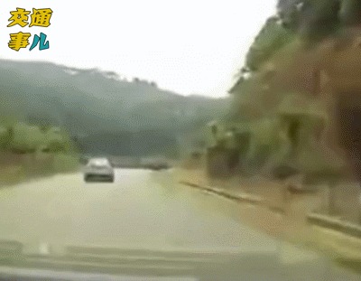 惊险|山路弯多惊险多,鸣笛减速莫超车