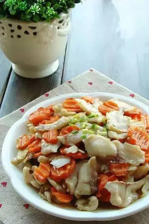  推荐|精选美食推荐红烧财鱼片，炝炒鱼，培根炒猪肚菌的做法