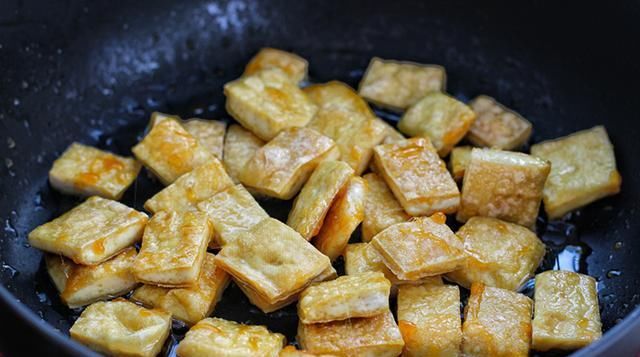  豆制品|比肉还好吃的零食，蜜汁豆干，做法简单，营养美味，好吃到不停口