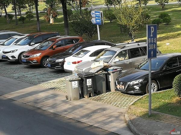 文明|曝光!恶意划车、违停堵路、占用公共停车位...