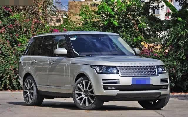  区别|路虎揽胜与小货车冤家路窄，车损区别十分大，不相信自身的双眼