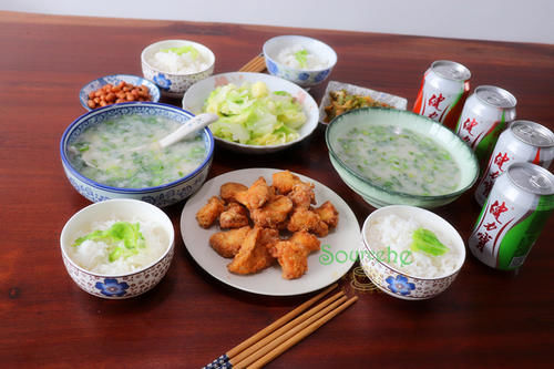  酥香|我家的晚餐十几分钟就煮好，三个新鲜菜二个剩菜全部光盘，真节约