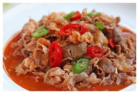 倒入|肥牛金针菇,熘肥肠,煎烧蛋豆腐,浇汁豆腐的做法