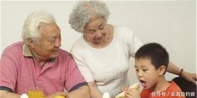 生活|不让老人带孩子有没有错 来一起说说让老人带孩子的事儿