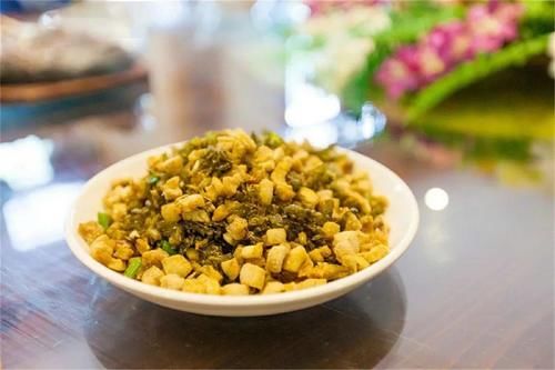 东西|@资深吃货们!国庆节期间,“东西岩畲家十大碗”美食大揭秘!