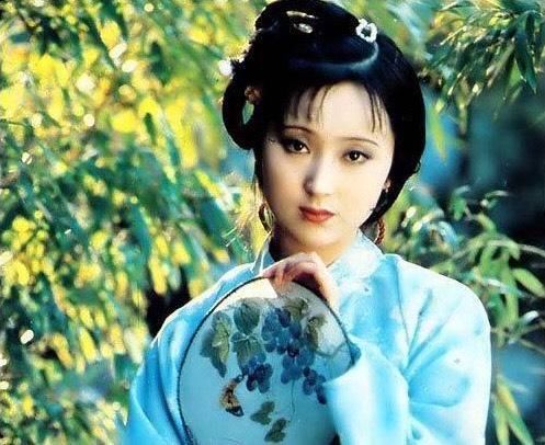  红楼梦|她经历两段婚姻，不幸患癌后弃上亿资产剃度出家，一生都像林黛玉