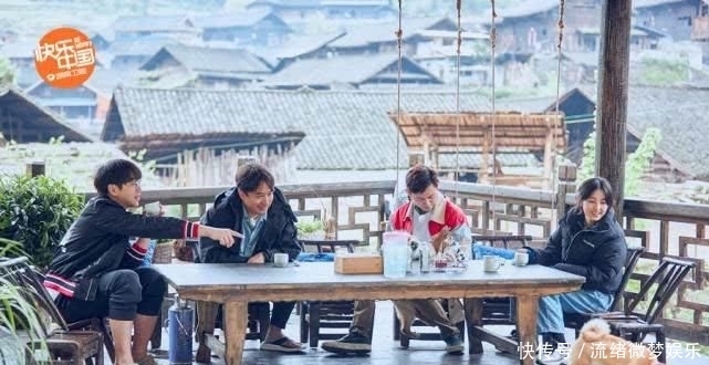  婚姻|《向往的生活4》中何炅无意间暴露婚姻现状，原来真是如我们所想