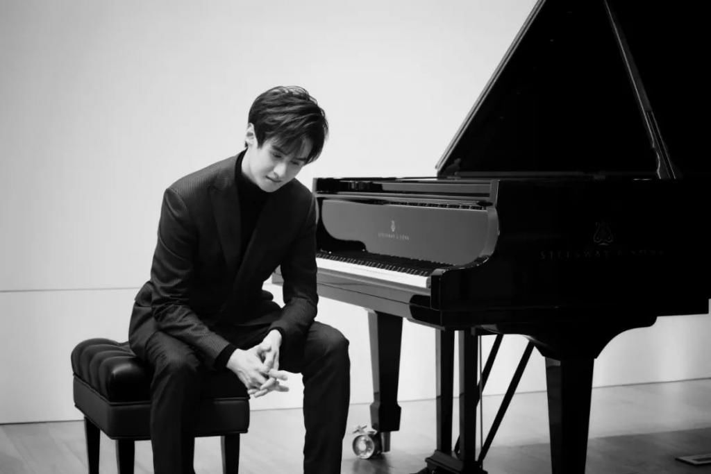 旅者|时空里的浪漫旅者：对话新生代钢琴艺术家张浩天