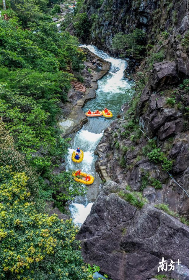  飞霞山|听说大家都在问：什么是清远？